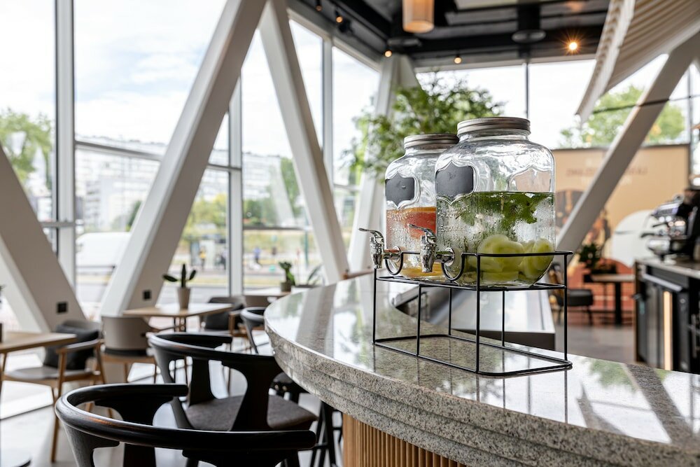 Фото Best Western M Treize Paris Asnieres