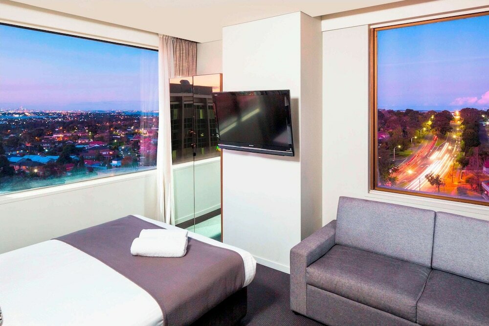 Фото Metro Hotel Miranda