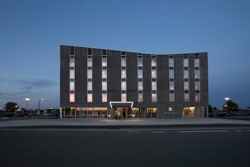 Внешний вид отеля Aalborg Airport Hotel в Ольборге, фото 1