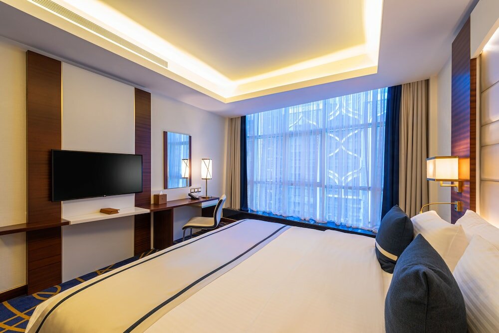 Фото Blue Diamond Hotel