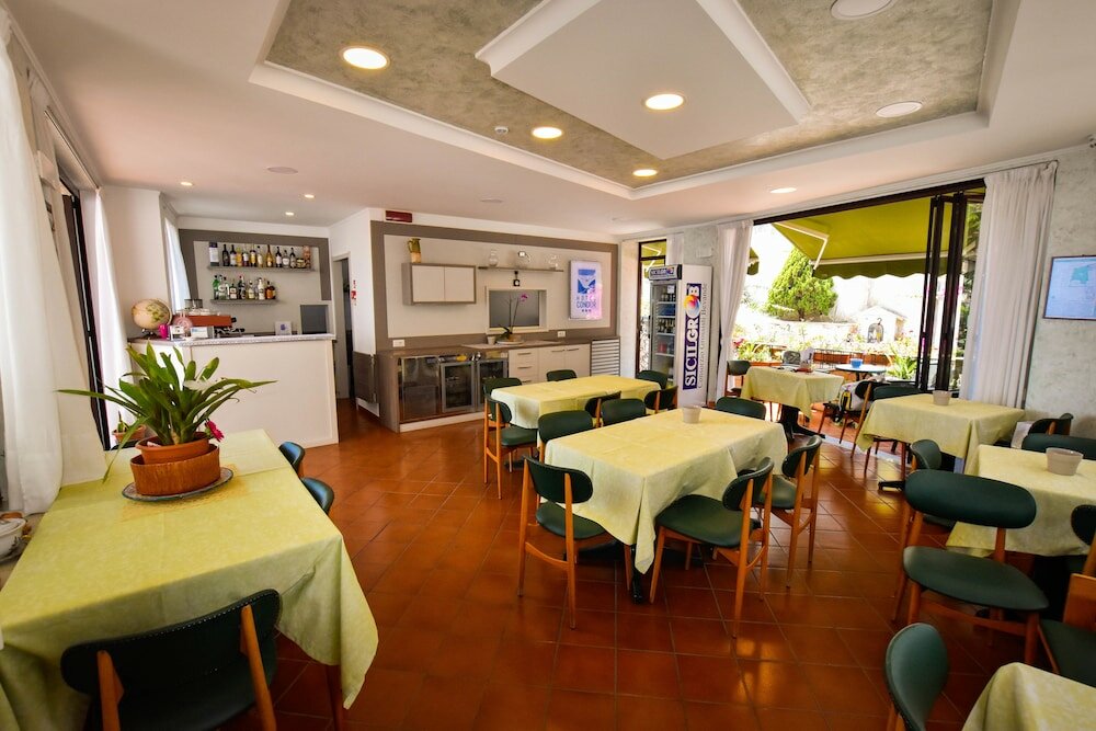 Фото Hotel Condor