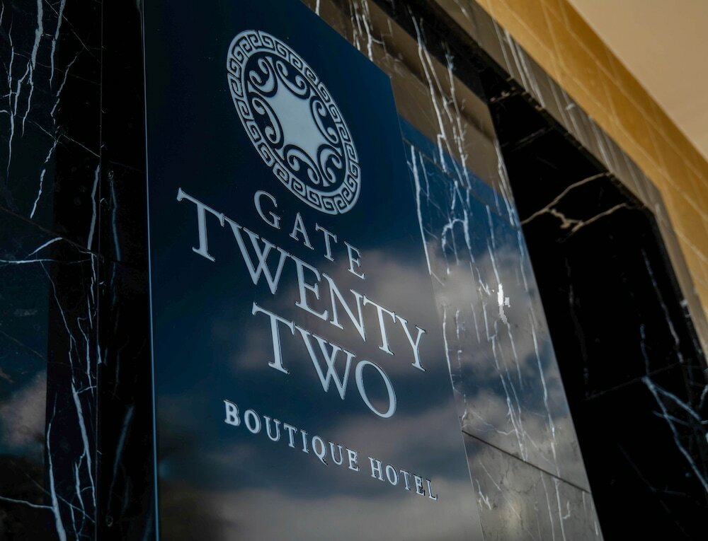 Фото Gate Twenty Two Boutique Hotel