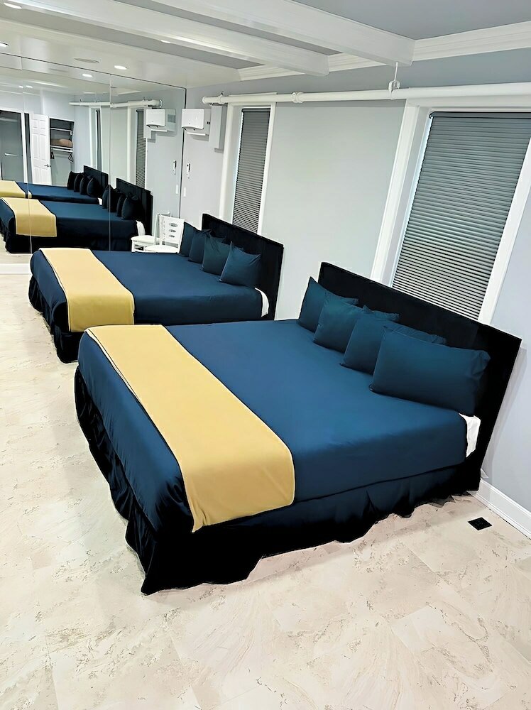 Фото Long Beach Hotel