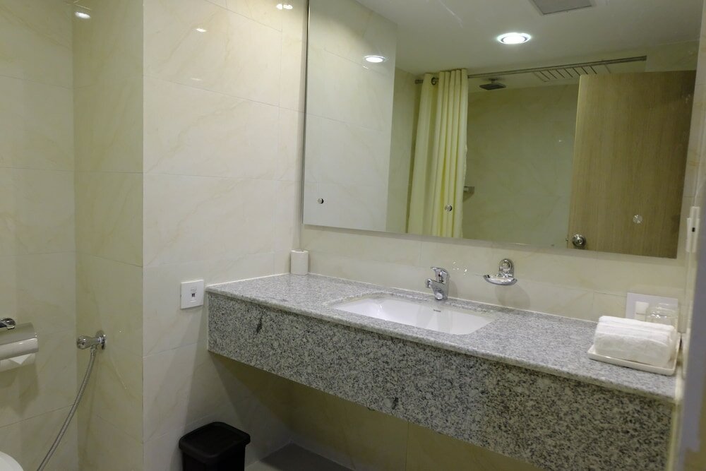 Фото Hotel Nirvana Luxury International