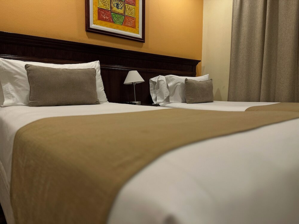 Фото Ritz Hotel Mendoza