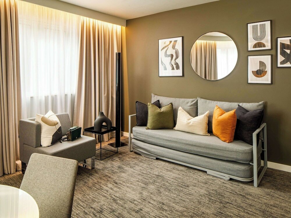 Фото Novotel London Bridge Hotel