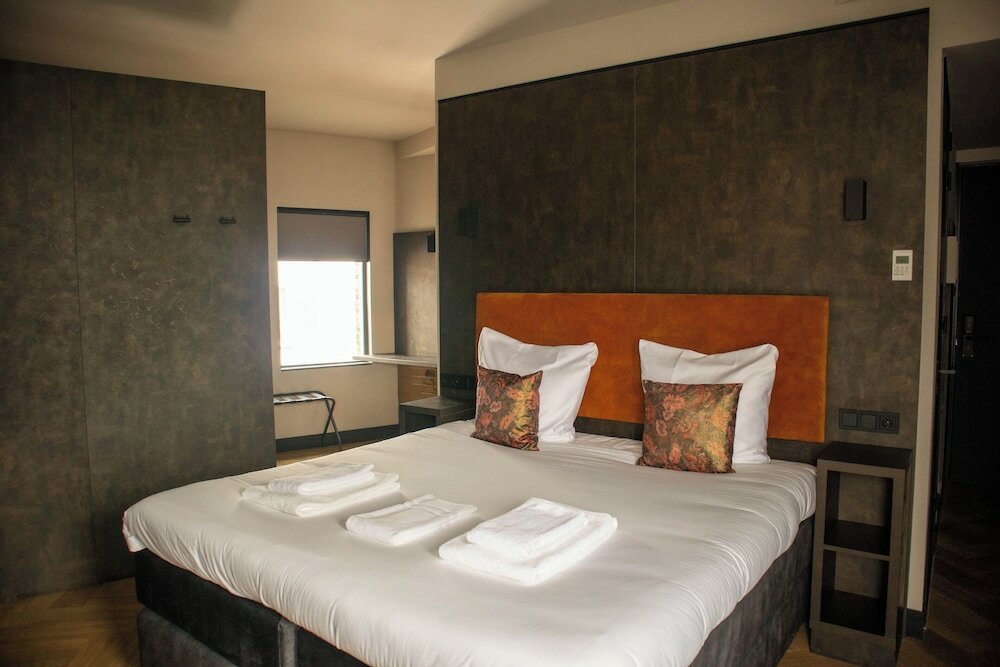 Фото Monument Hotel