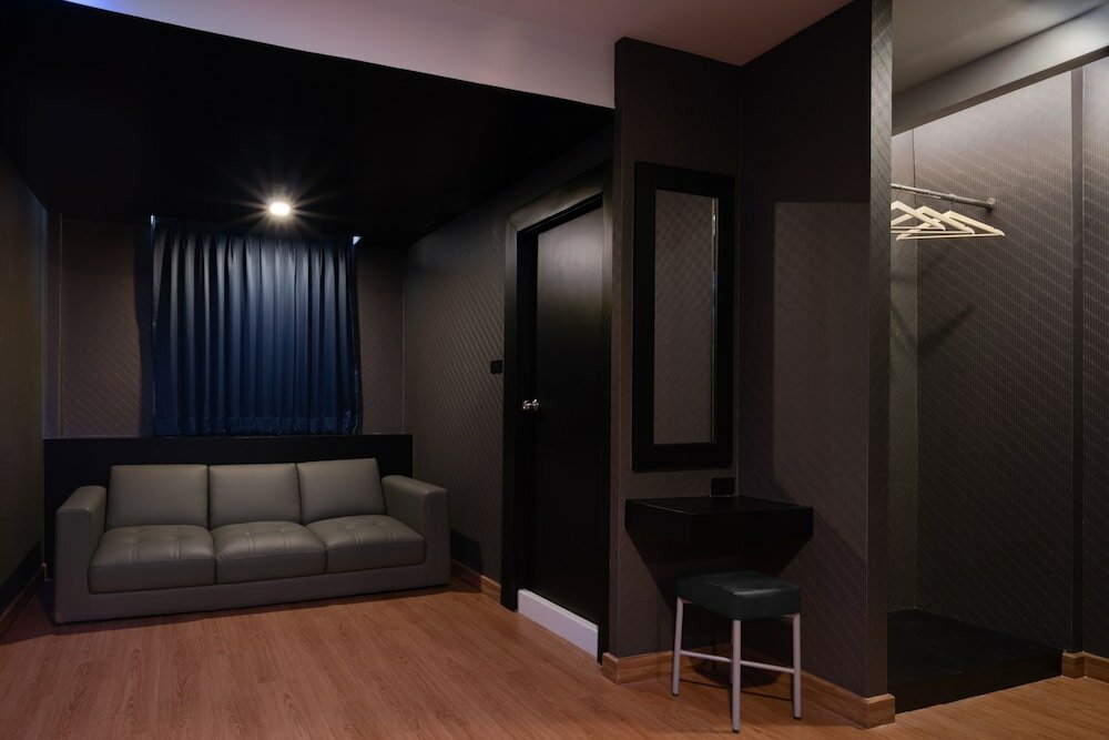 Фото G Boutique Silom Hotel