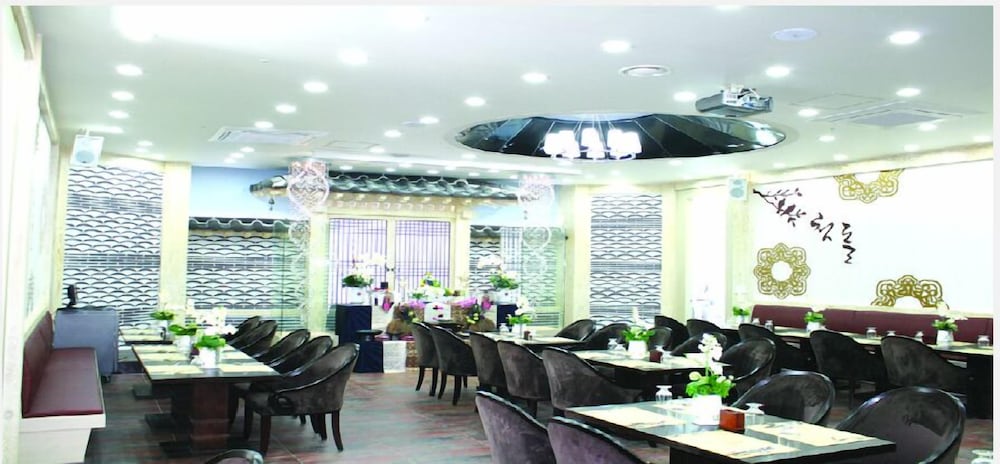 Фото Noblesse Hotel