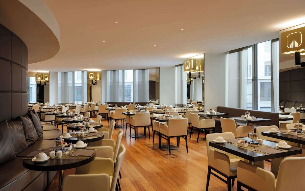 Фото Hotel The Square Milano Duomo