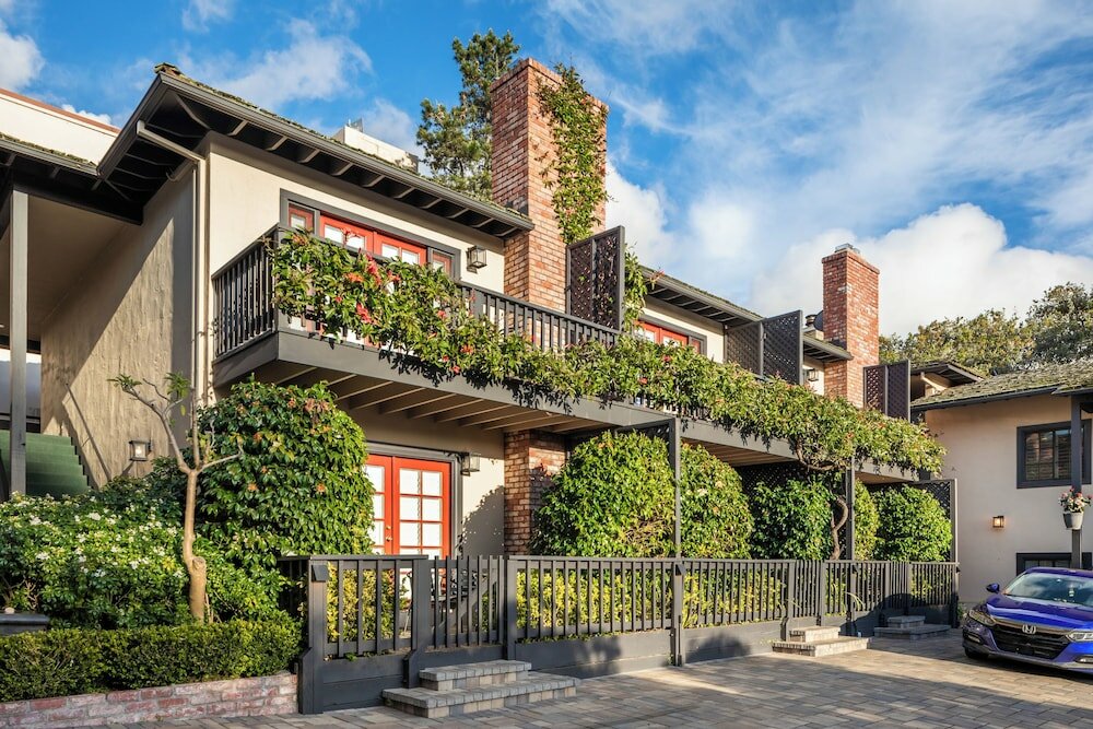 Фото Wayside Inn