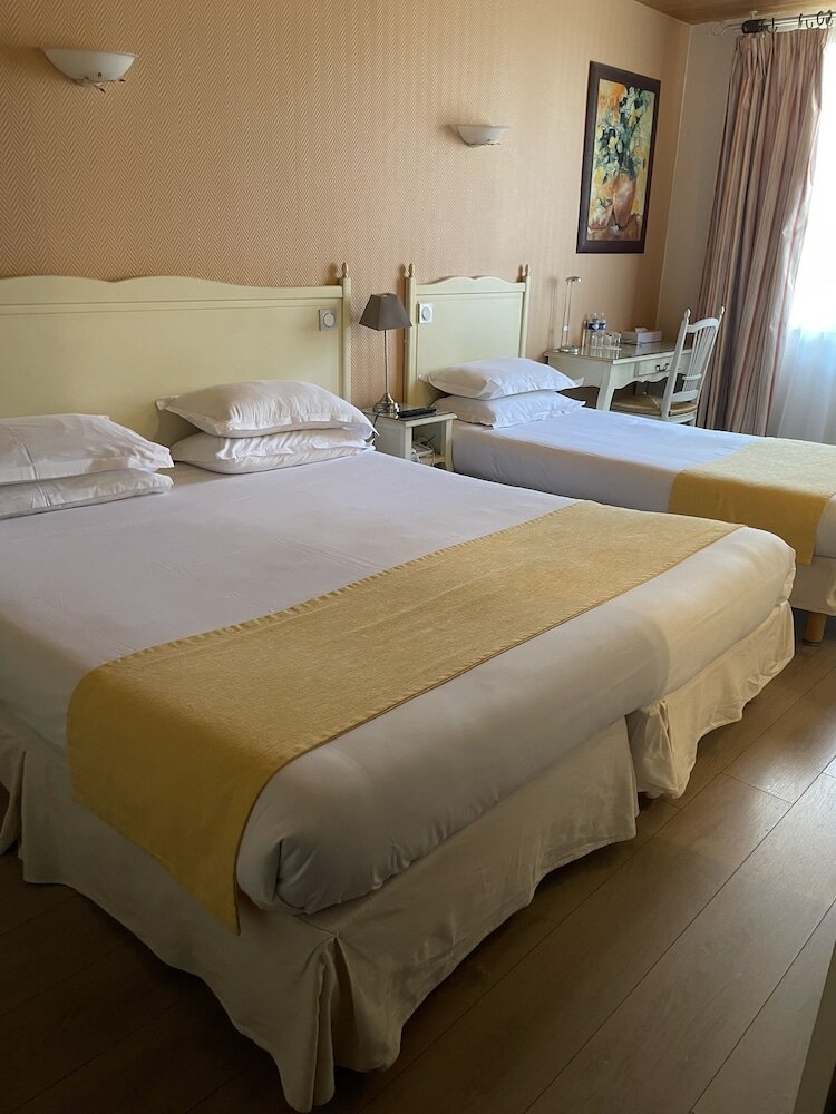 Фото Hôtel Médieval