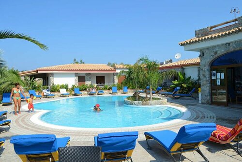 Внешний вид отеля Hotel Village Eden в Рикади, фото 1