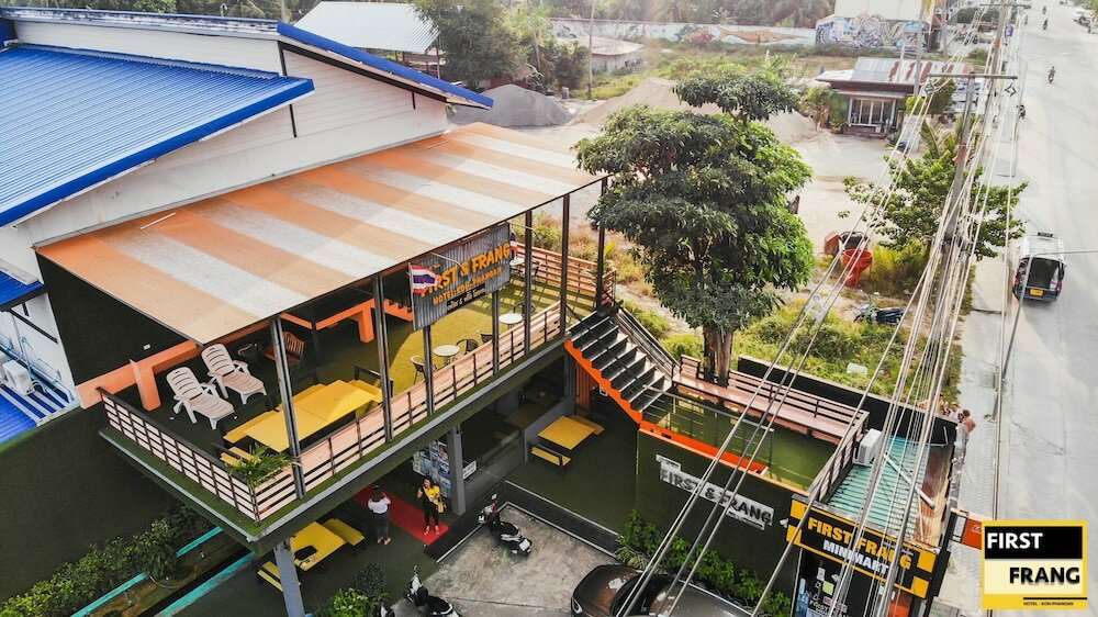 Фото First & Frang Hotel