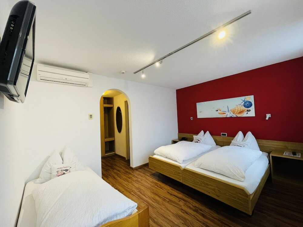 Фото Hotel Toscana