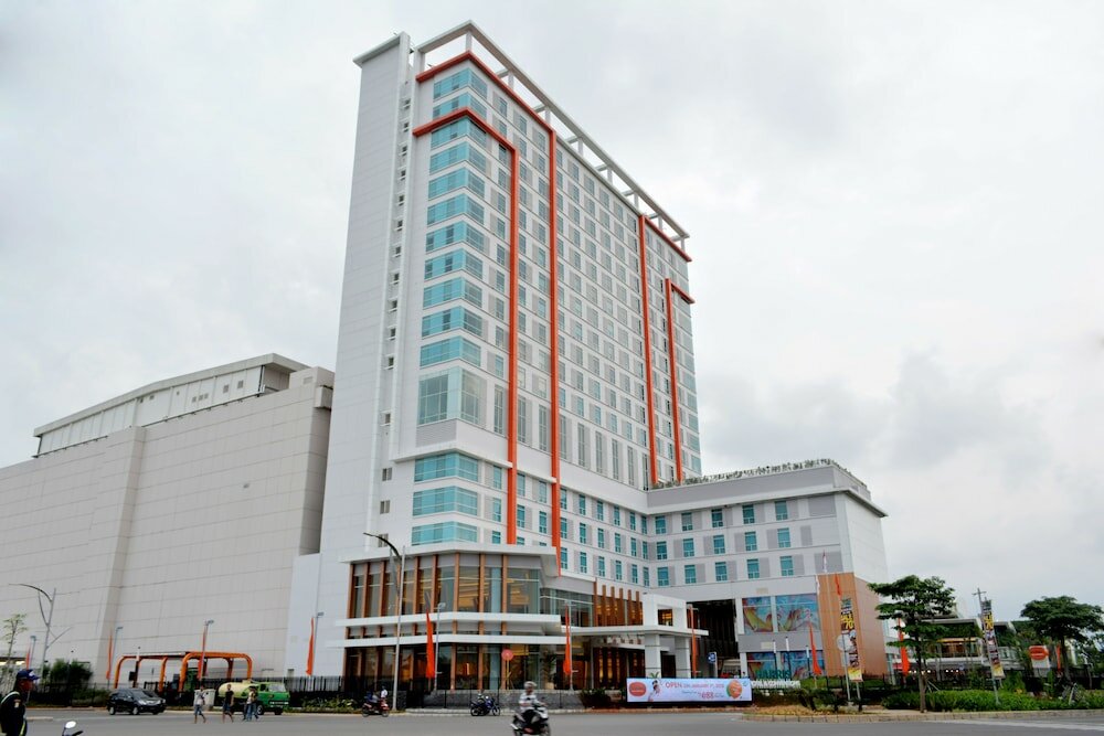 Фото Harris Hotel & Conventions Bekasi