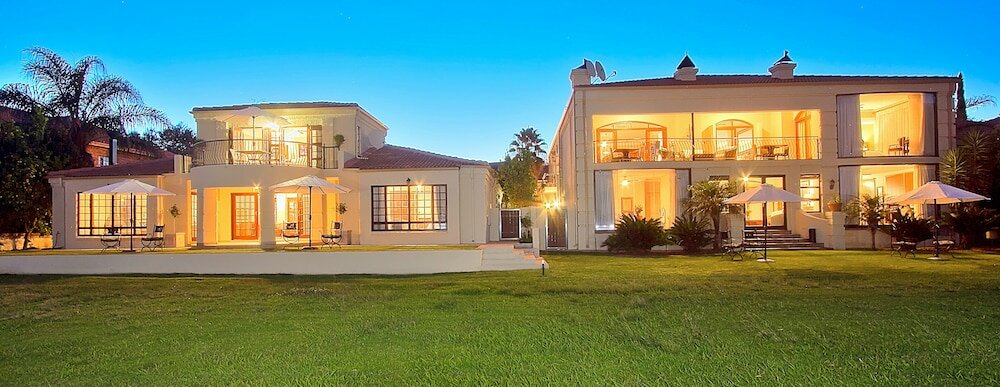 Фото Leopardsong Manor