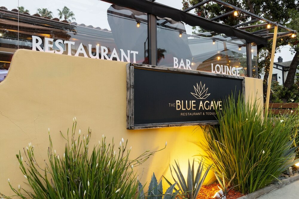 Фото Clocktower Inn Ventura