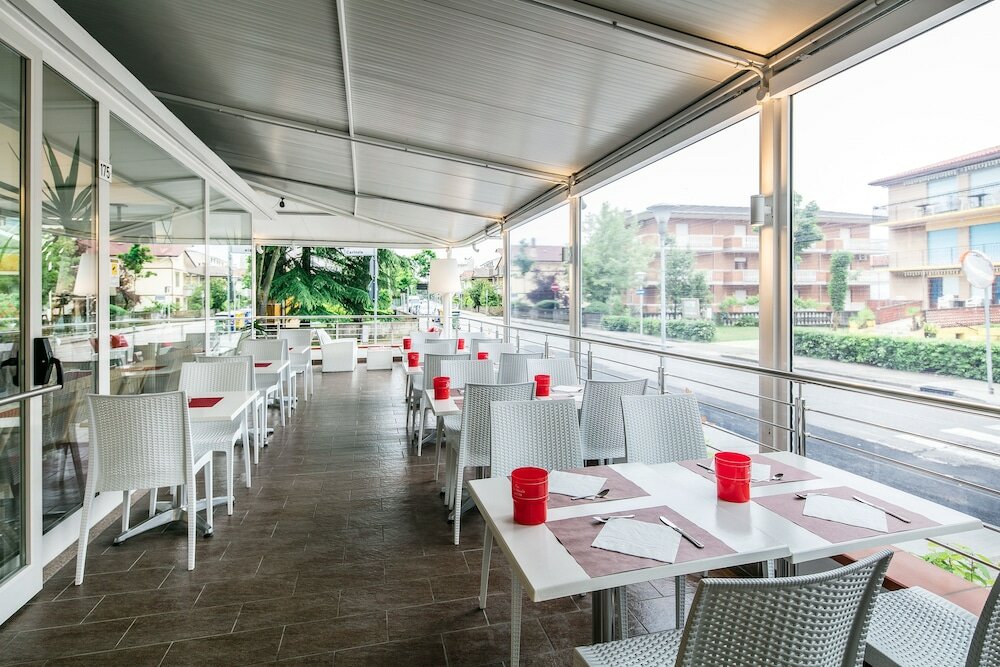 Фото Hotel Vienna