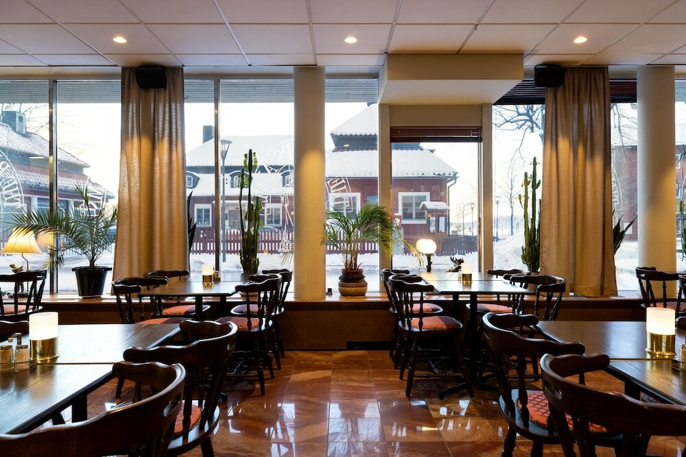 Фото Hotel Bishops Arms Mora