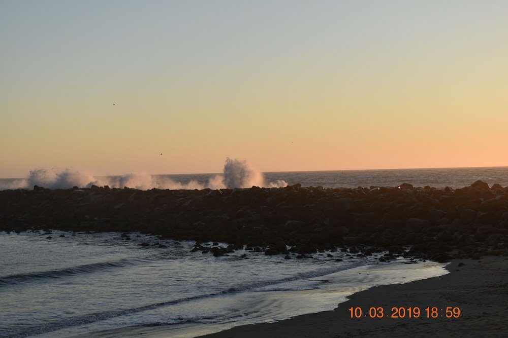 Фото Rockview Inn and Suites