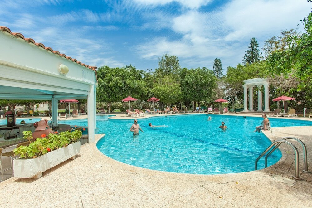 Фото Crown Resorts Henipa