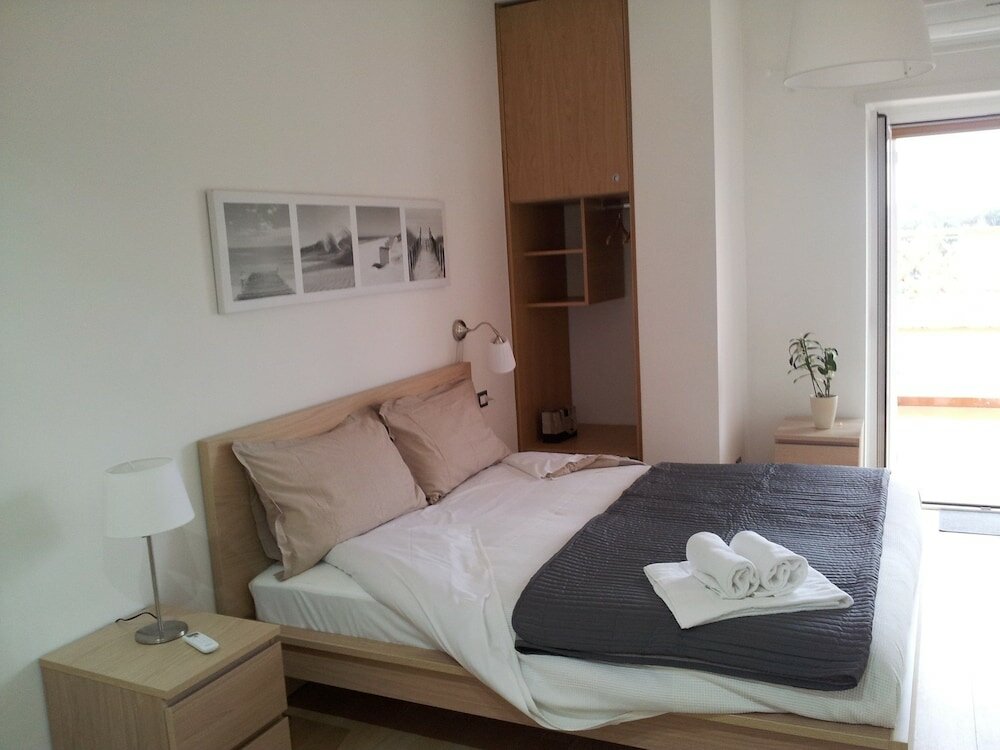 Фото Atticoromantica