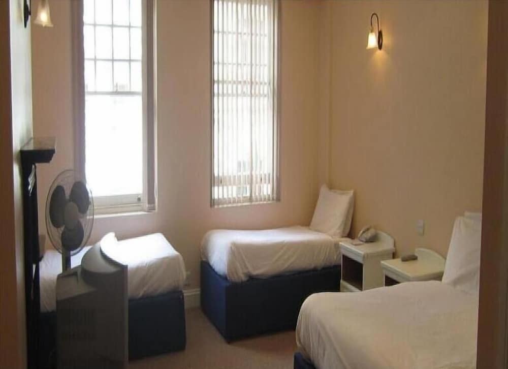 Фото Mermaid Suite Hotel