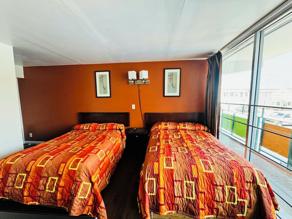 Фото Skyview Manor Motel