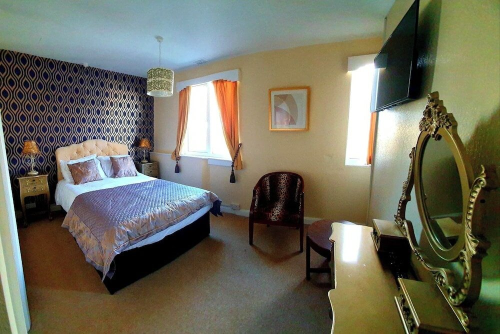 Фото Rivelyn Hotel