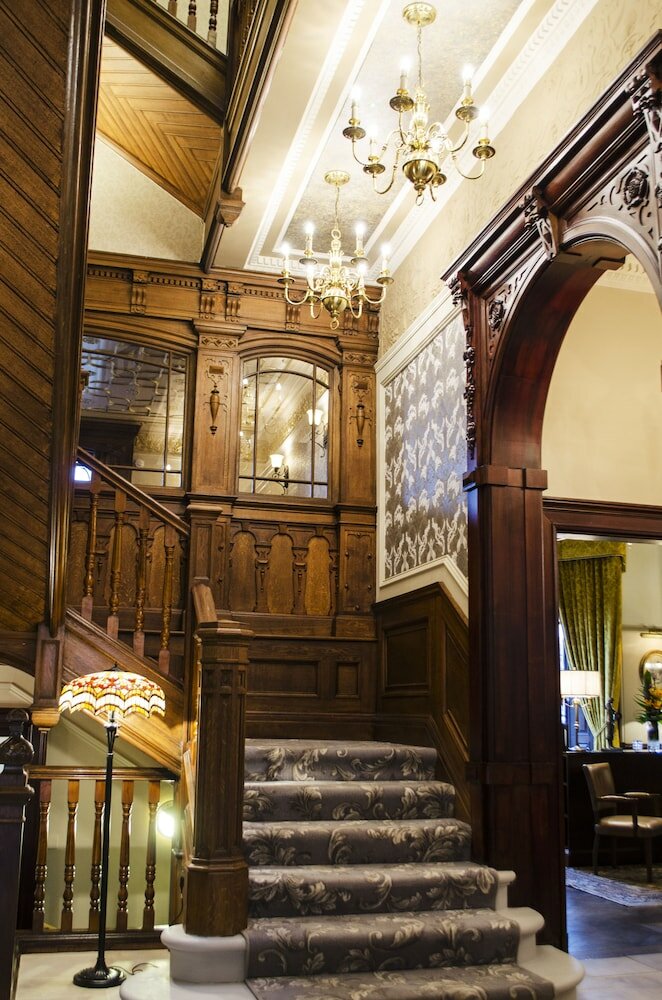 Фото The Bonham Hotel