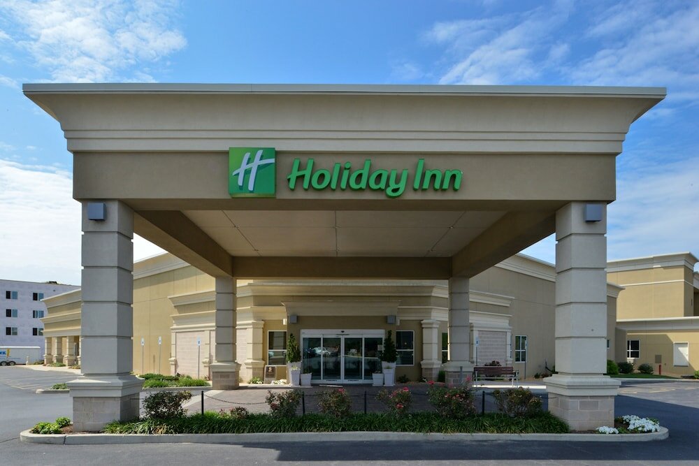 Фото Holiday Inn Martinsburg, an Ihg Hotel