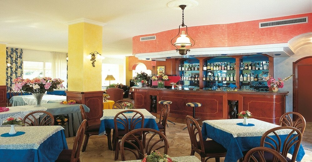 Фото Hotel Napoleon