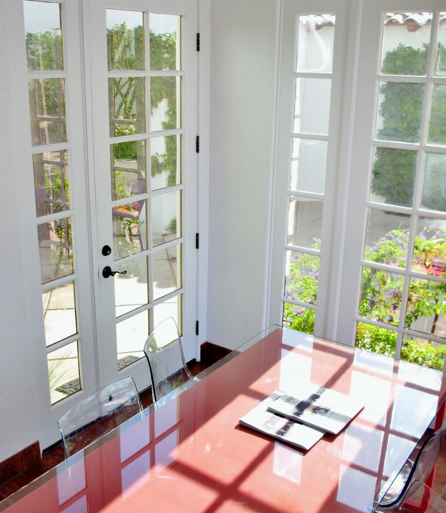 Фото Alcazar Palm Springs