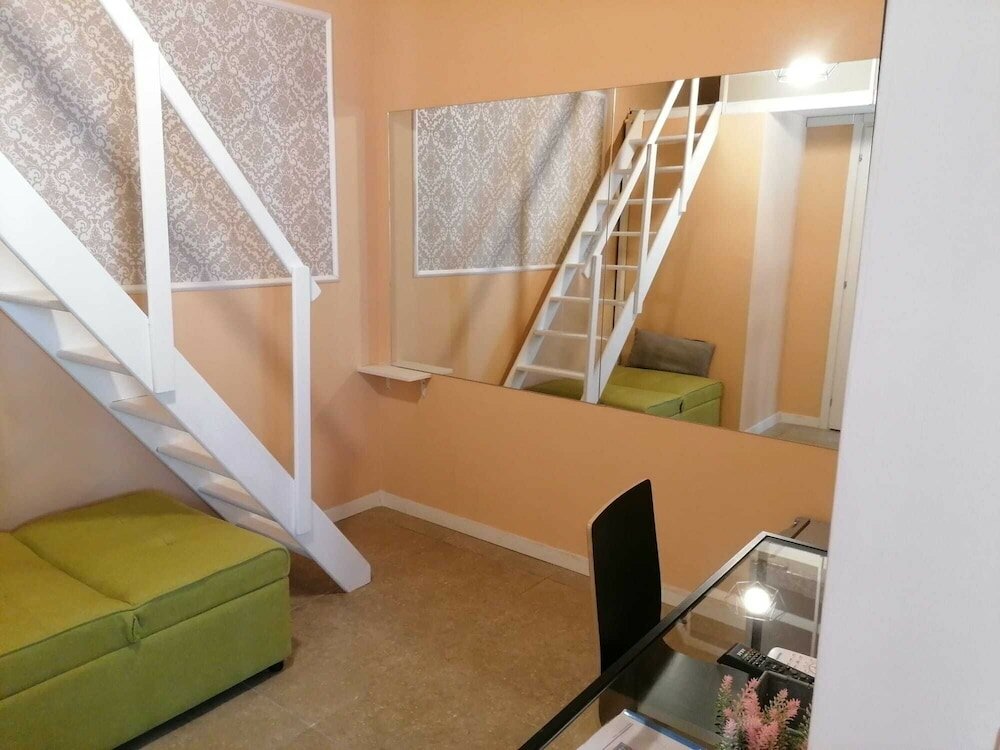 Фото Amedeo Square