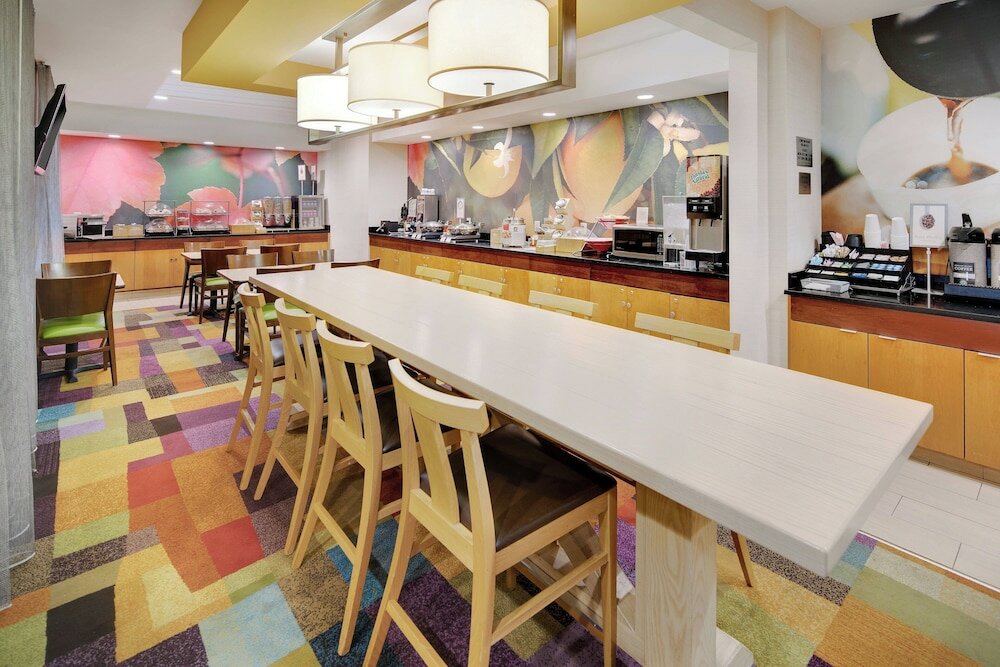 Фото Fairfield Inn and Suites by Marriott Indianapolis Airport