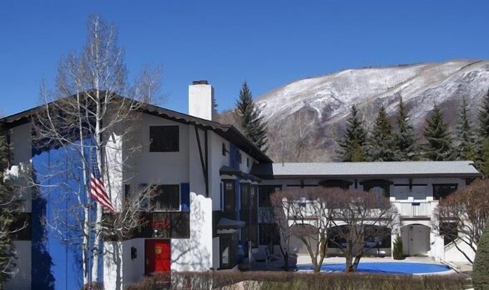 Фото St. Moritz Lodge & Condominiums