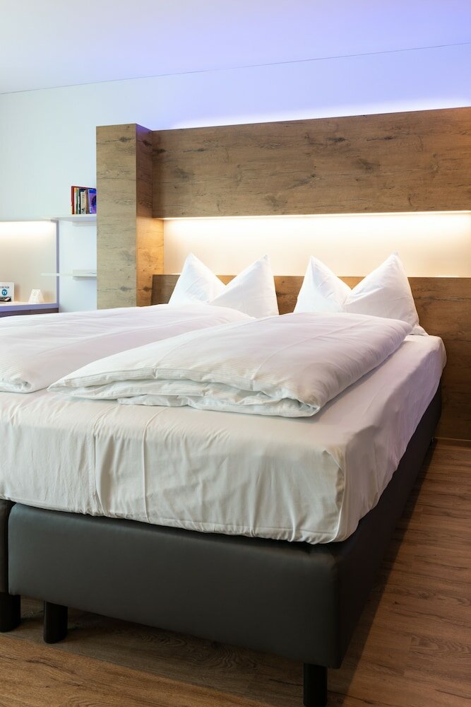 Фото Jet Hotel Zurich Airport