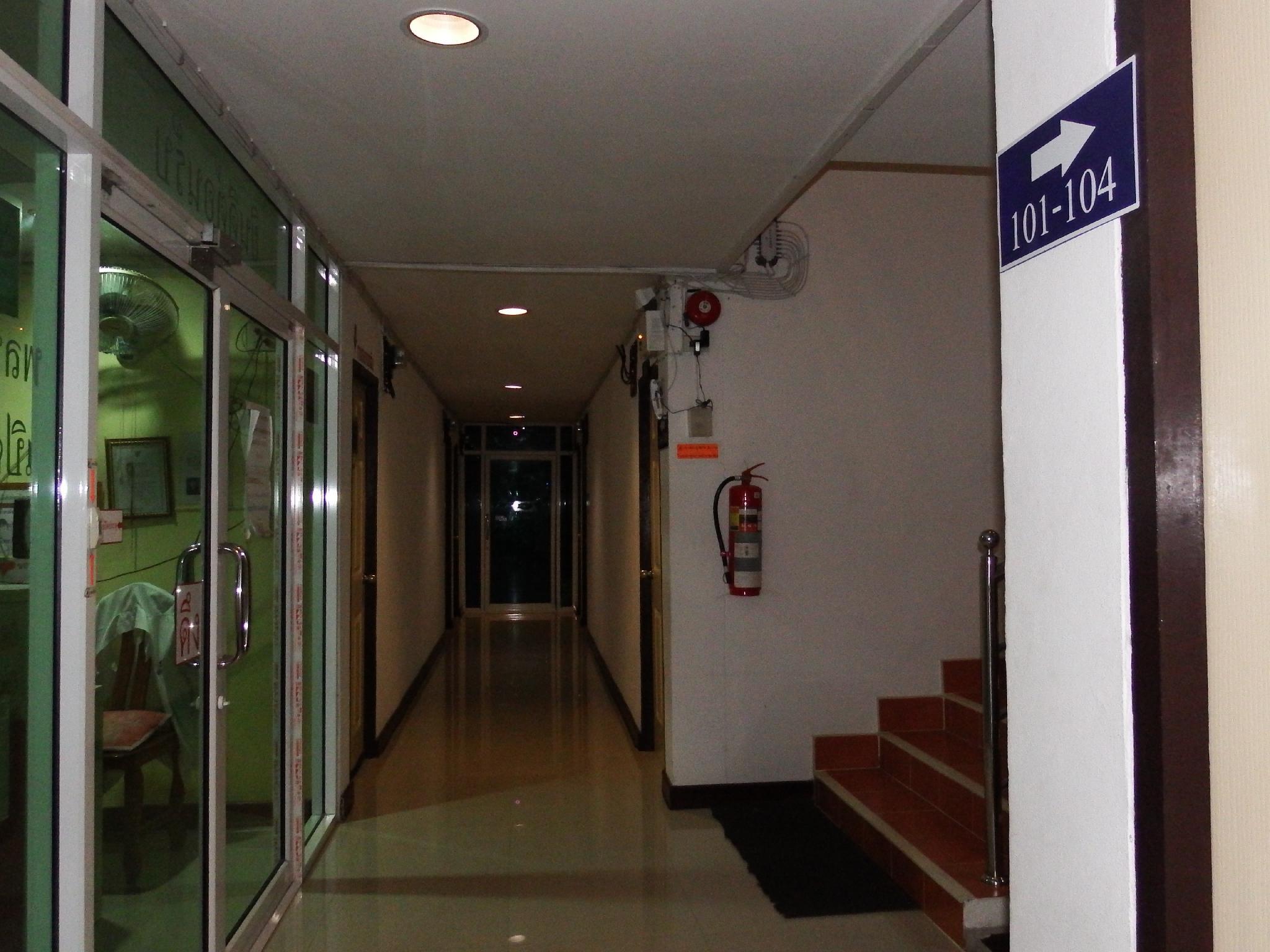 Фото Pon-Pon & Nuan-La-Or