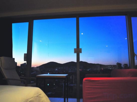 Фото Lavilla Hotel