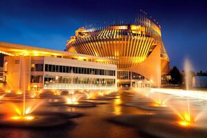 Гостиница Holiday Inn Montreal Centreville Downtown