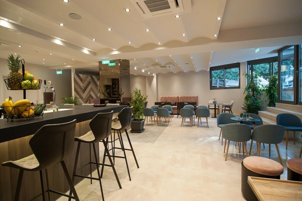 Фото Апарт-Отель Athens Platinum Rooms and Suites