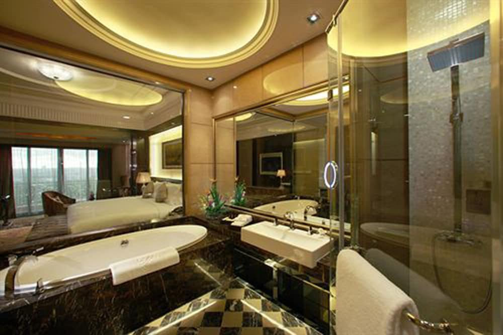 Фото Chateau Star River Hotel Pudong