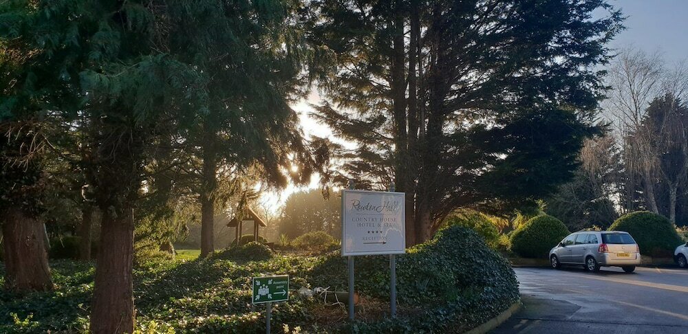 Фото Rowton Hall Hotel and SPA