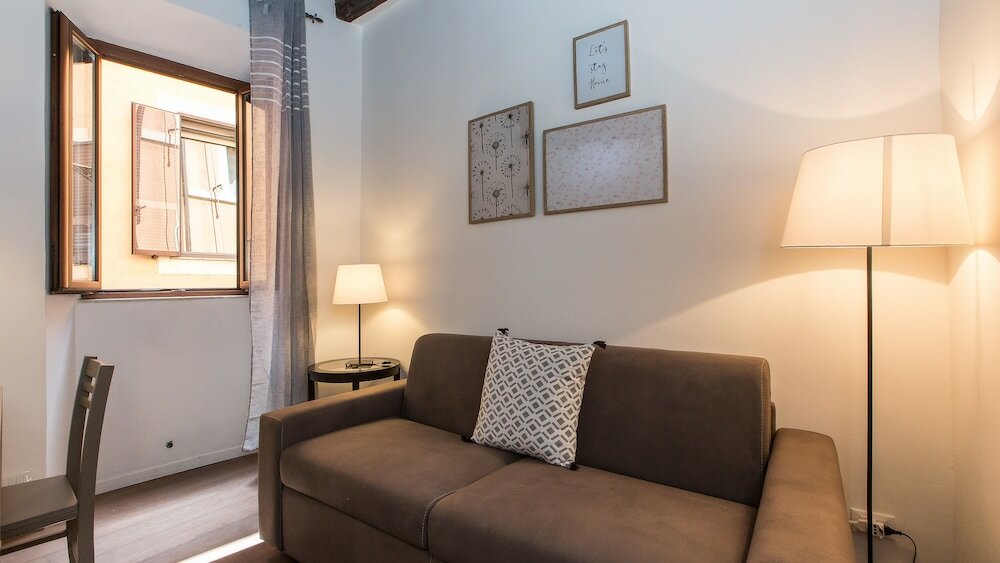 Фото Rental In Rome Pelliccia Apartment