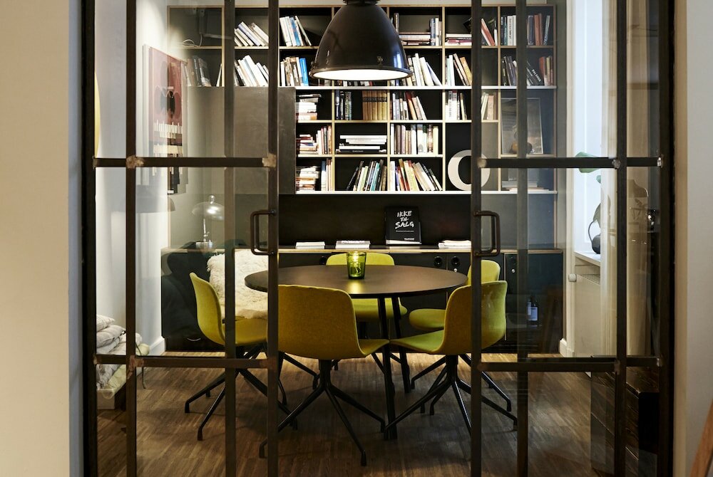 Фото Ibsens Hotel