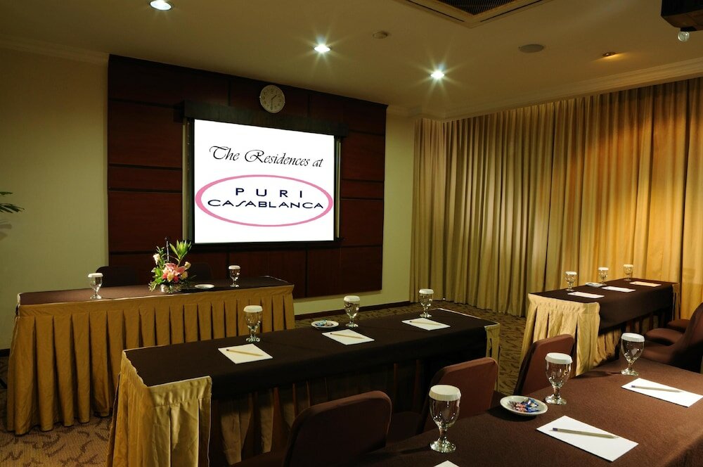 Фото The Residences at Puri Casablanca