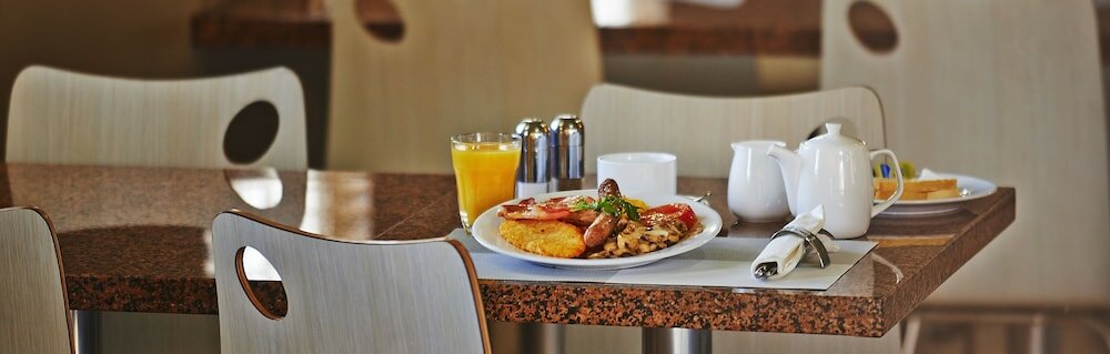 Фото Comfort Inn & Suites Burwood