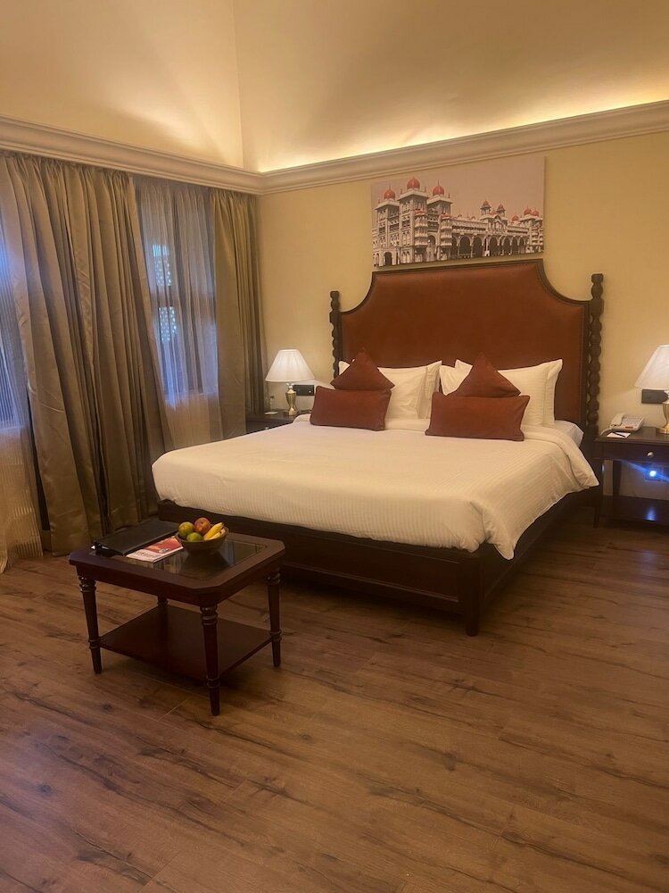 Фото Royal Orchid Metropole Mysore