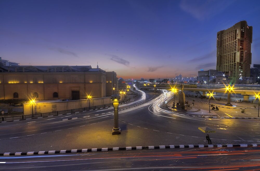 Фото Tahrir Plaza Suites